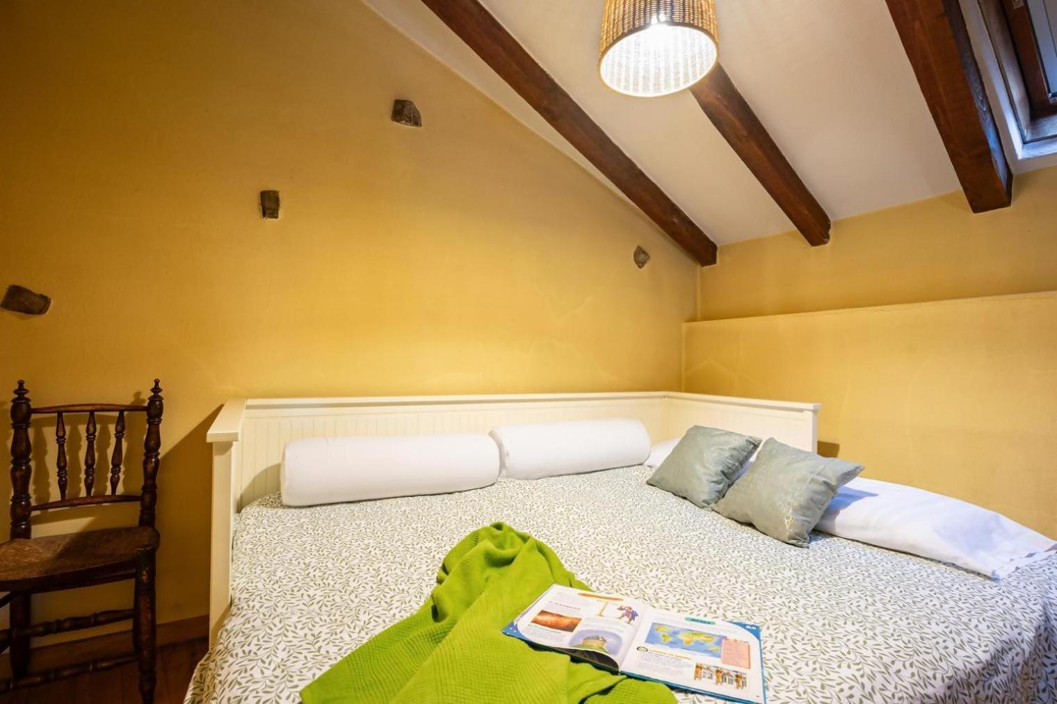 Casa Rural La Carrozal Senda Del Oso Orelleiru Exteriör bild