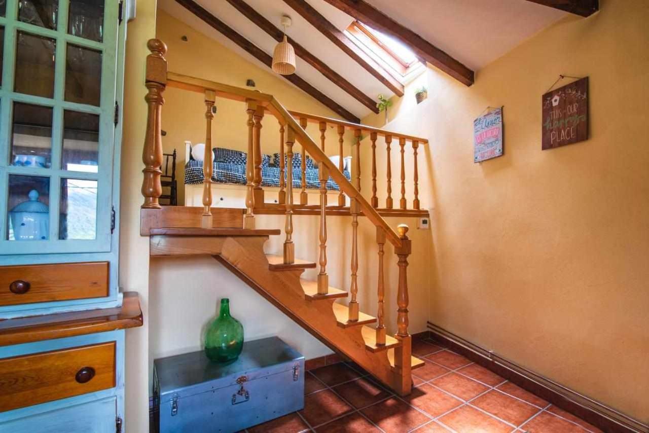 Casa Rural La Carrozal Senda Del Oso Orelleiru Exteriör bild
