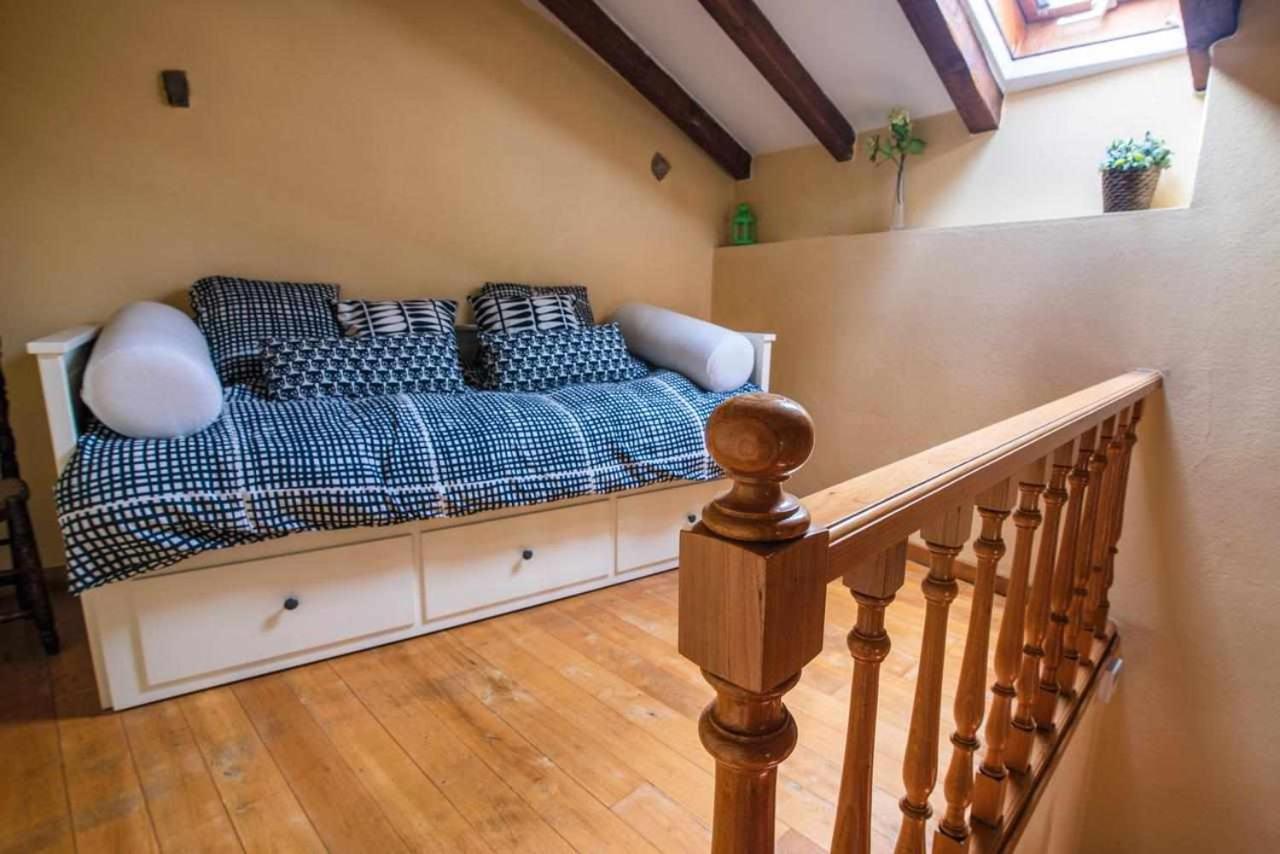 Casa Rural La Carrozal Senda Del Oso Orelleiru Exteriör bild