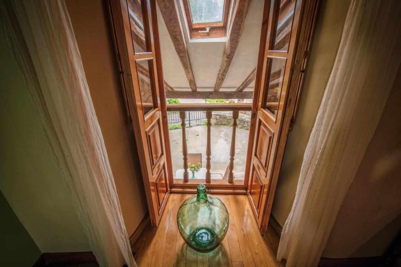 Casa Rural La Carrozal Senda Del Oso Orelleiru Exteriör bild