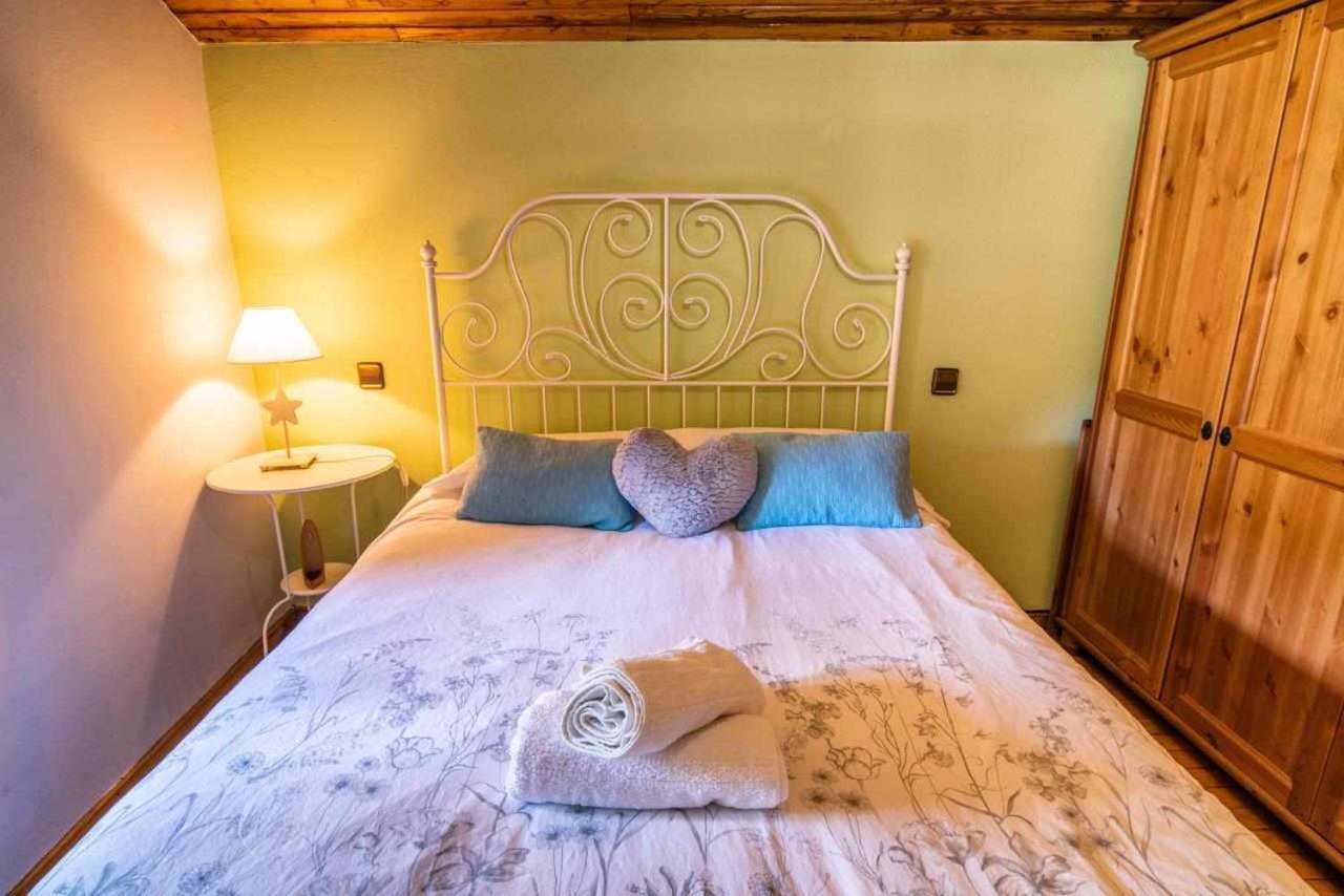Casa Rural La Carrozal Senda Del Oso Orelleiru Exteriör bild